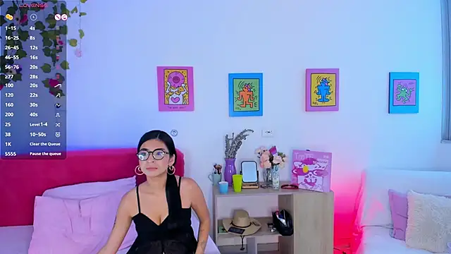 AprilAddams  online show from September 16, 9:27 pm