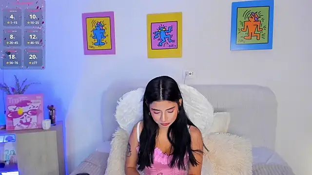 AprilAddams  online show from October 31, 10:55 pm