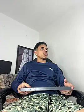 Luke Stone online show from April 2, 8:06 pm