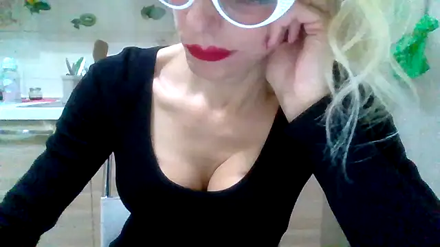 Kelly80 online show from October 21, 4:19 pm