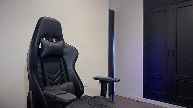 s meow online show from September 30, 9:42 pm