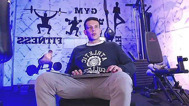 Snapshot of Dustin_Sonne chatting on September 20, 3:40 am Dustin Sonne online show from September 20, 3:40 am