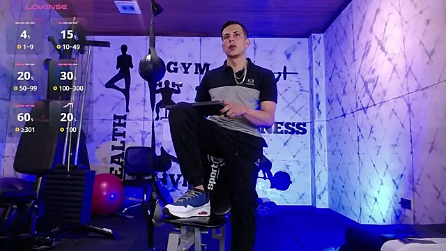 Snapshot of Dustin_Sonne chatting on October 8, 3:48 am Dustin Sonne online show from October 8, 3:48 am