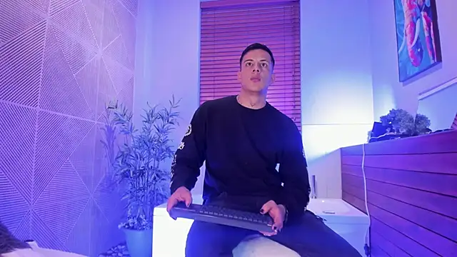 Dustin Sonne online show from December 22, 3:36 am