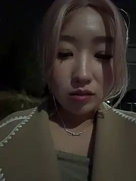 winter11 online show from March 1, 1:35 pm