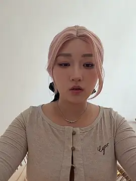 winter11 online show from April 12, 1:43 am