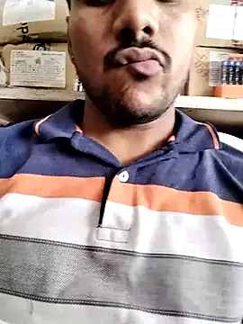 Snapshot of its_aadi121 chatting on September 9, 6:35 am its aadi121 online show from September 9, 6:35 am