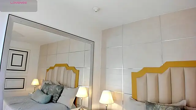 MaddieParker online show from October 21, 7:25 pm