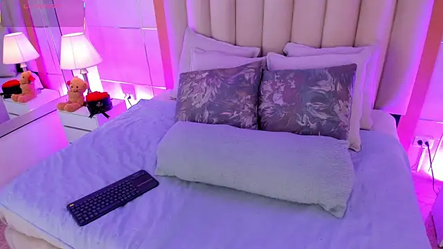 MaddieParker online show from January 17, 8:01 pm