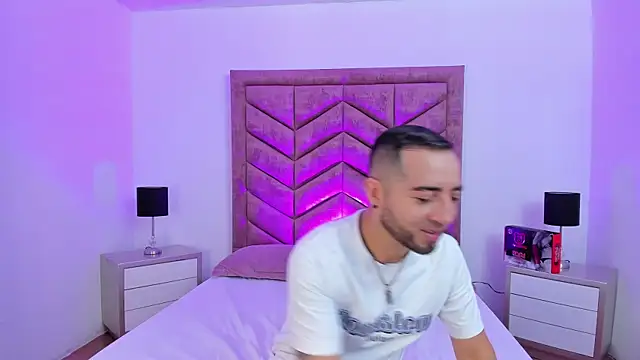 Lushian  online show from April 6, 3:46 pm