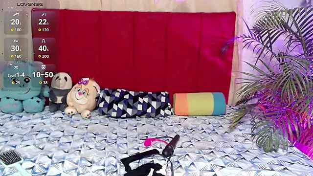 kushina uzumaki75 online show from January 17, 2:05 am