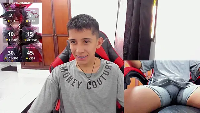 Snapshot of gomitaboy_1 chatting on October 20, 6:30 pm gomitaboy 1 online show from October 20, 6:30 pm