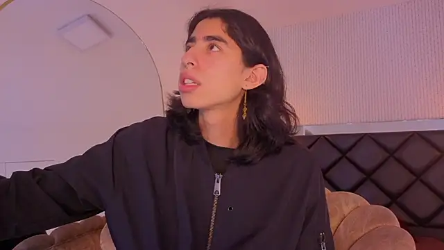 ryo light online show from March 19, 3:10 am