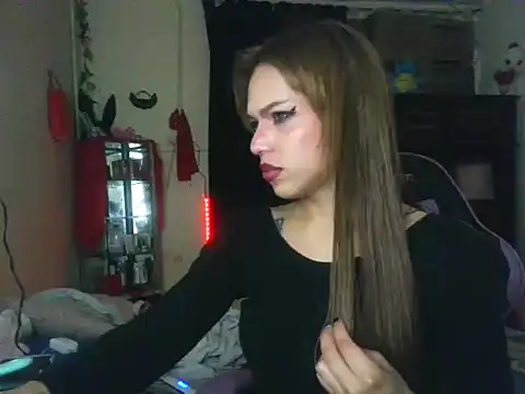 Snapshot of Xrussoaprilofficial chatting on June 15, 4:58 am Xrussoaprilofficial online show from June 15, 4:58 am