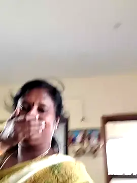 Snapshot of tamil_Nathi chatting on February 5, 10:31 am tamil Nathi online show from February 5, 10:31 am