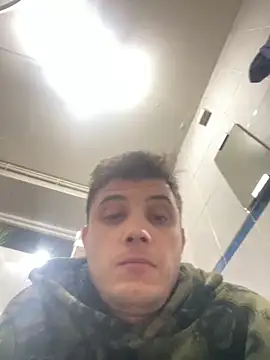 Snapshot of kisspussy1993 chatting on October 28, 12:14 am kisspussy1993 online show from October 28, 12:14 am