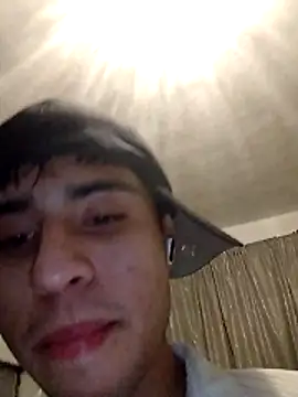 RSantilMorgt online show from April 4, 7:06 am