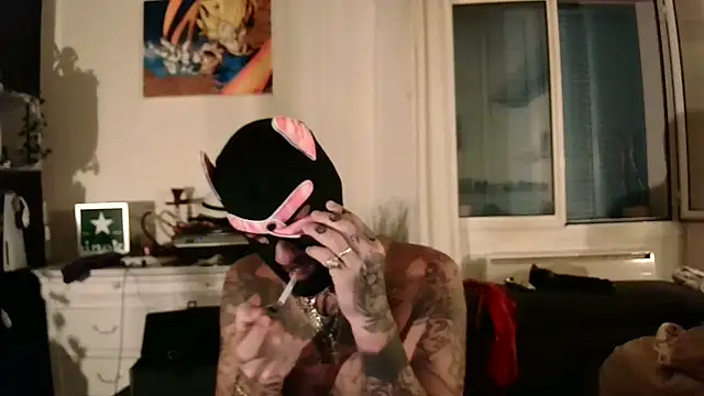 soumisdeblake83 online show from September 9, 11:37 pm