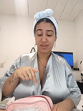 Samantha hotly online show from January 14, 10:58 pm