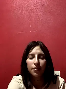 Snapshot of Alicecow20_UwU chatting on November 18, 1:33 am Alicecow20 UwU online show from November 18, 1:33 am