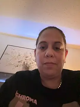 PrettyKittyMia online show from April 12, 9:20 pm