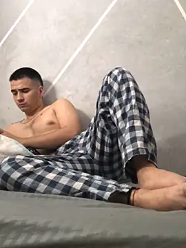 Snapshot of Cesar_Augusto chatting on October 25, 1:57 am Cesar Augusto online show from October 25, 1:57 am