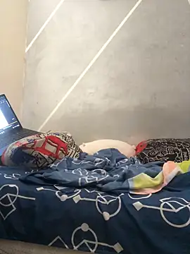 Snapshot of Cesar_Augusto chatting on November 4, 12:15 pm Cesar Augusto online show from November 4, 12:15 pm