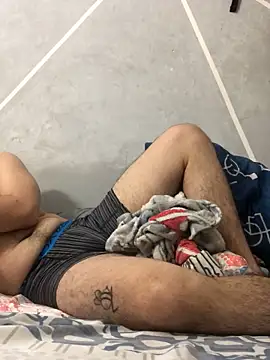 Snapshot of Cesar_Augusto chatting on November 12, 3:07 am Cesar Augusto online show from November 12, 3:07 am