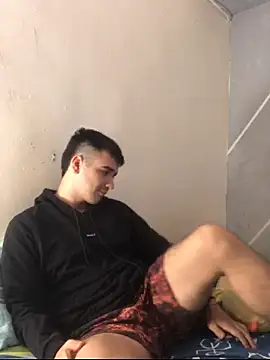 Snapshot of Cesar_Augusto chatting on February 20, 12:27 pm Cesar Augusto online show from February 20, 12:27 pm