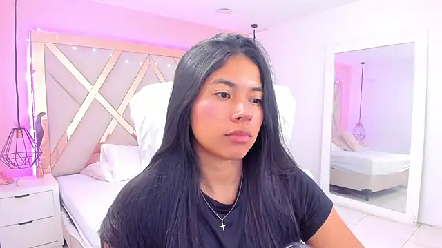 samantaa shy online show from March 3, 10:59 pm