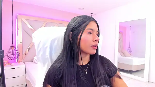 samantaa shy online show from March 24, 12:59 am