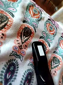 Yayo66 online show from April 2, 9:45 pm