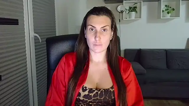 DonnaAmore online show from October 7, 8:06 pm