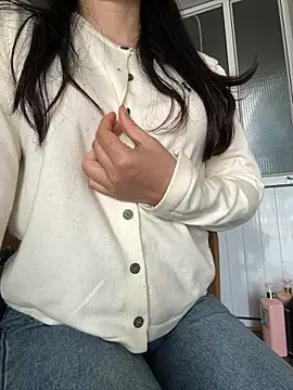 Emachiii online show from November 12, 7:09 am