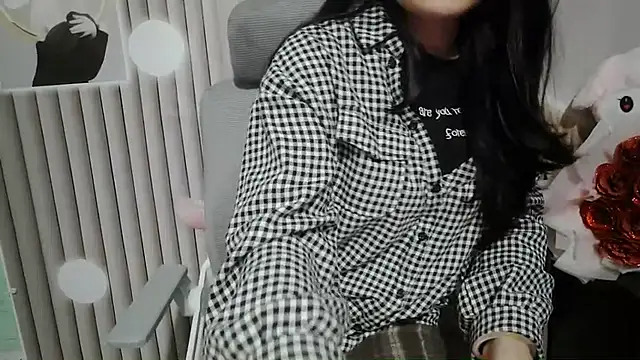 Emachiii online show from December 3, 6:21 am