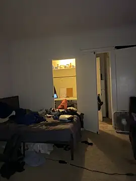 Snapshot of KingKevo27 chatting on October 19, 2:12 am KingKevo27 online show from October 19, 2:12 am