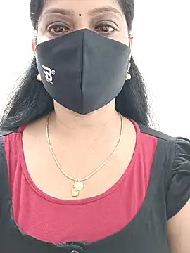 Snapshot of shivani27 chatting on September 9, 6:40 pm shivani27 online show from September 9, 6:40 pm