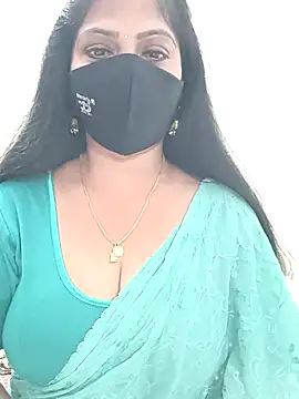 Snapshot of shivani27 chatting on July 2, 5:19 pm shivani27 online show from July 2, 5:19 pm