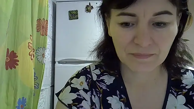 Snapshot of Krystal_82 chatting on November 26, 5:14 pm Krystal 82 online show from November 26, 5:14 pm