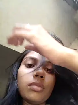 queen girl  online show from September 29, 5:34 am