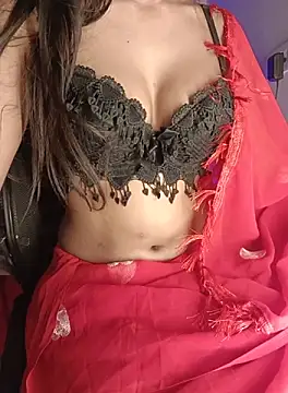 queen girl  online show from October 6, 5:43 pm