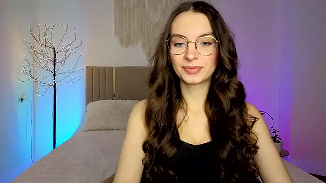 Real cutie1 online show from February 19, 2:13 pm