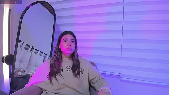 Rachell criss online show from February 25, 4:00 am