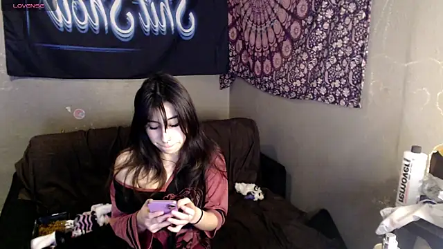 London Ray online show from March 31, 10:32 pm