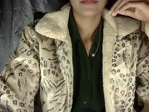 zara Khan0 online show from November 18, 5:39 pm