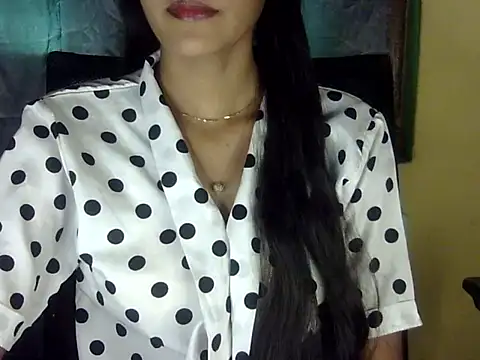 zara Khan0 online show from December 14, 4:51 am