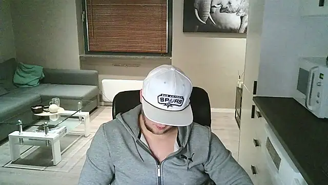 Snapshot of Dartanjanas13 chatting on November 12, 5:35 pm Dartanjanas13 online show from November 12, 5:35 pm