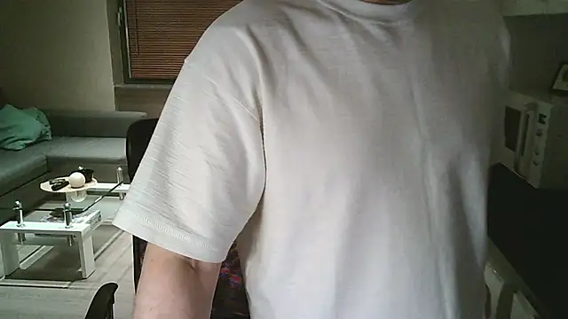 Snapshot of Dartanjanas13 chatting on November 22, 4:28 pm Dartanjanas13 online show from November 22, 4:28 pm