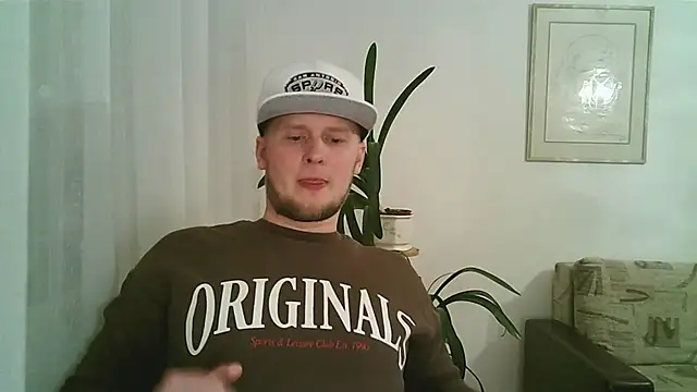 Snapshot of Dartanjanas13 chatting on November 29, 9:18 pm Dartanjanas13 online show from November 29, 9:18 pm