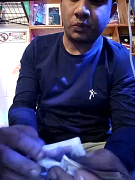 vboli08 online show from October 18, 1:08 am